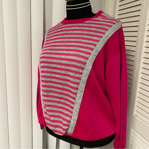 Lucky Winner Pink/Grey Striped 80’s Sweater Size: L/XL - Picture 3 of 5